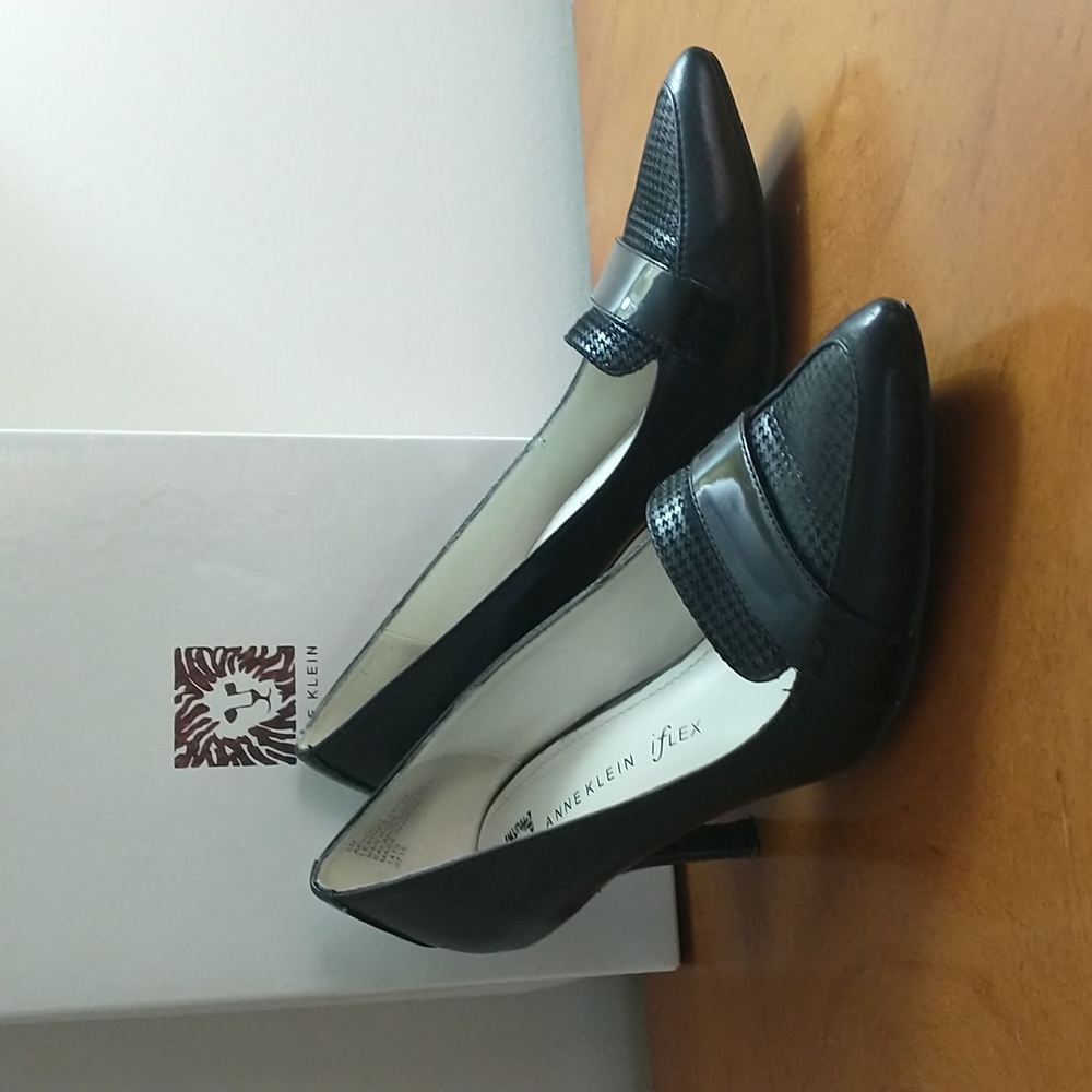 Anne Klein iflex Pumps